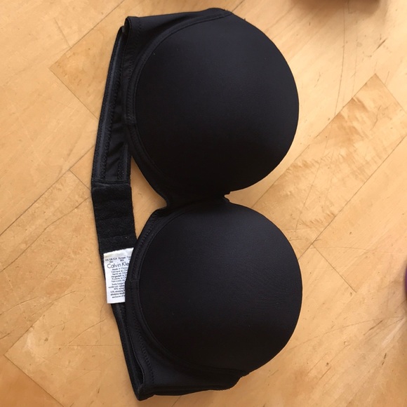 Calvin Klein strapless push-up bras - Picture 2 of 5